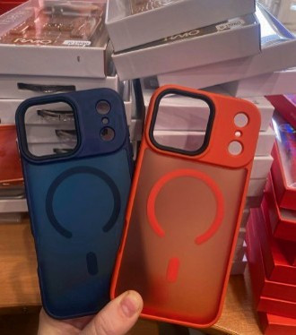 Накладка для Apl IPh 17 Pro Max, матовый, Magsafe, оранжевый