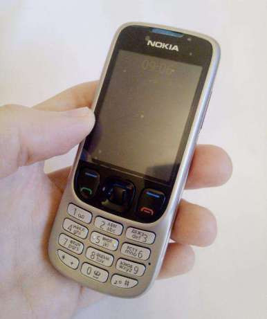 Корпус для Nokia 6303 со средней частью + клавиатура (серебро)