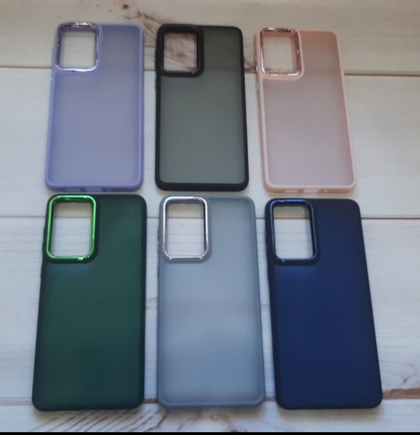 Накладка для Realme 10, с глянцевой окантовкой, матово прозрачный, красный