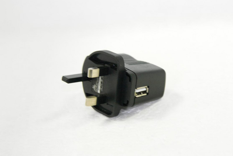 Переходник СЗУ на USB тройная вилка 300Mah РА-7