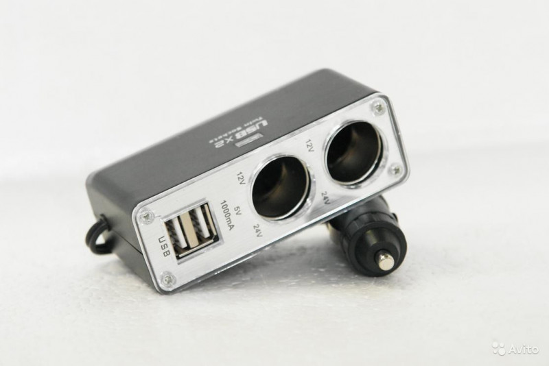 Переходник в прикуриватель (WF-0030) на 2 ЗУ, 2USB