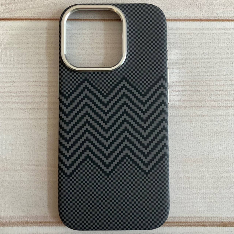 Накладка для Apl IPh 16 Pro, с MagSafe, карбон, волна